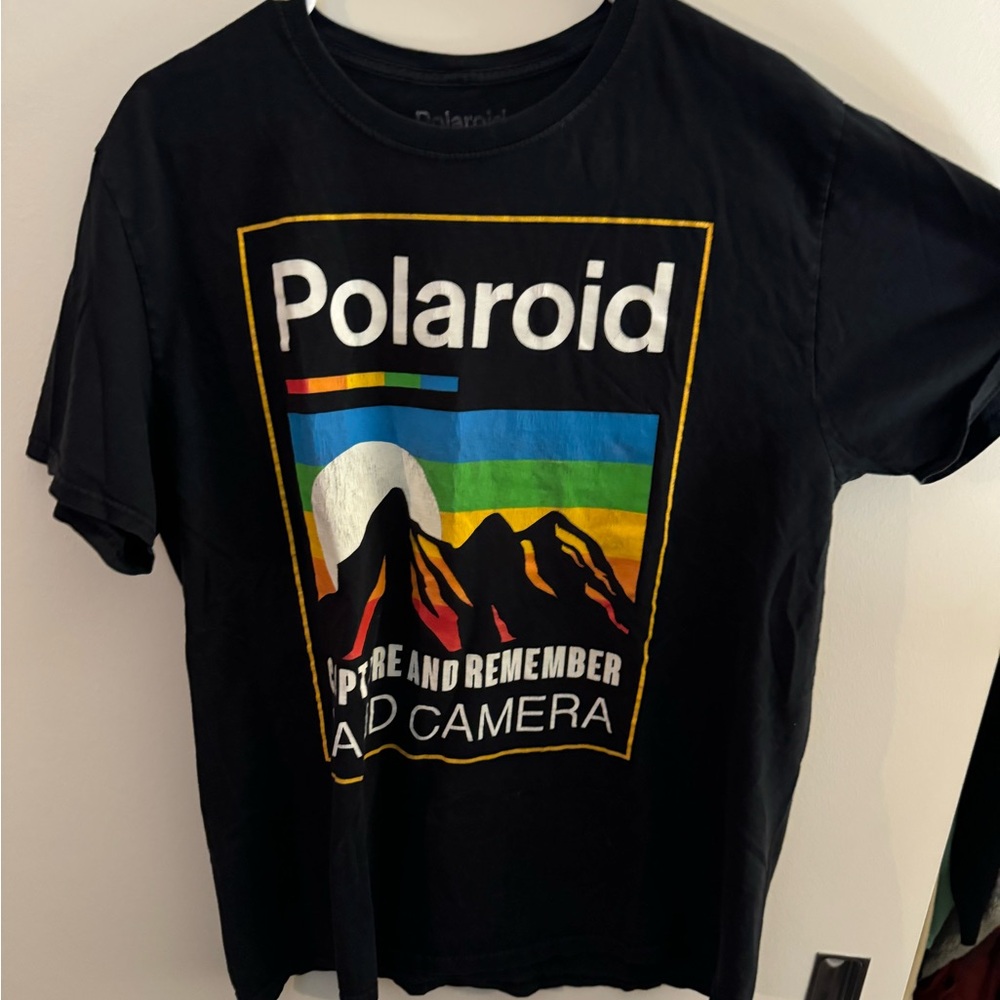 Polaroid T-shirt Size XL (fits like large)